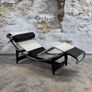 Authentic Cassina Lc4 Chaise -  Longue  Le Corbusier Jeanneret & Perriand (bauhaus Era Classic) Image 6