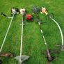 4 strimmers and a hedge trimmer Image 7