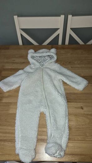Pramsuit