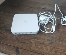 Ubiquiti UniFi Cloud Gateway Ultra (UCG-Ultra)