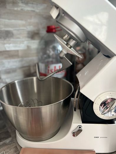 kenwood Premier Chef Kitchen Machine