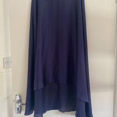 Stunning ASOS Navy skirt with slit UK 10