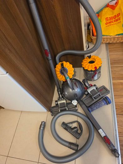 Prof.Dyson DC39Ball