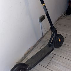 Ninebot F25E e-scooter