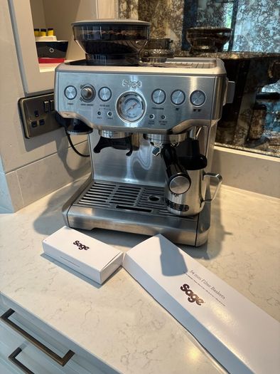 Sage Barista Express Coffee Machine