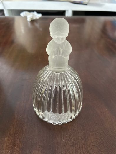 Glass bell