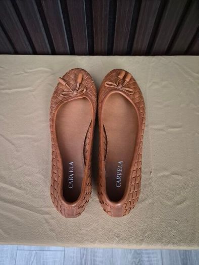 Carvela tan.leather weaved flats