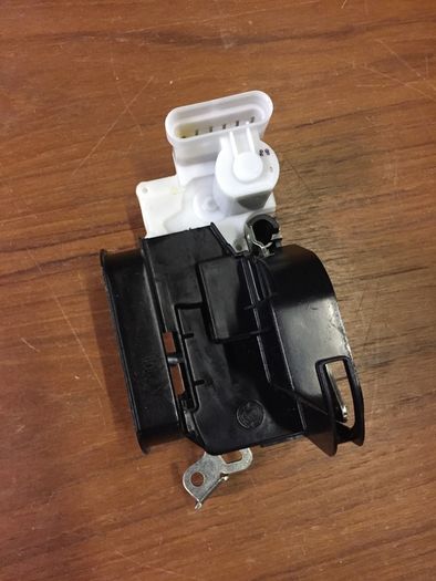 Door Lock LHF (Fiat Multipla)