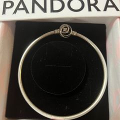 Pandora moments encircled clasp bangle-like new