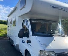 Motorhome- 7-Berth Challenger Genesis 45 (LHD)