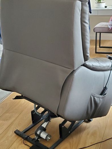 Faux Leather Recliner Riser