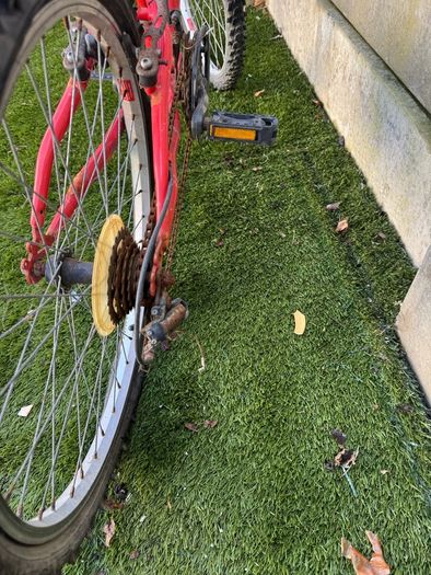 [Lot] 4x Cycles Bikes 1 Scooter