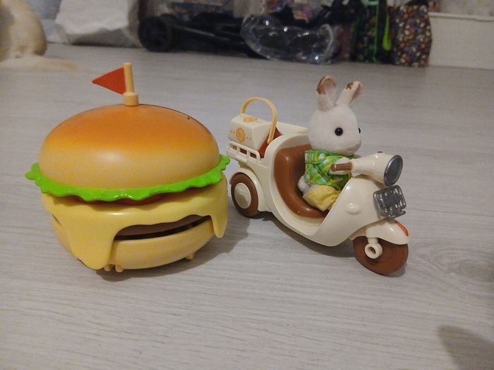 Sylvanian Families Hamburger Stand set