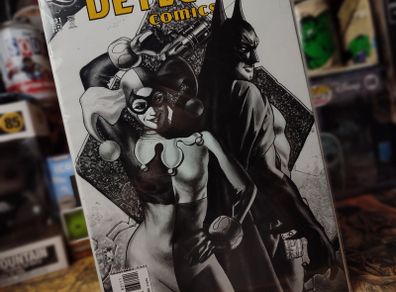 Detective Comics ! Issue #831 ! Harley Quinn Cover ! Batman ! 2007 ! by DC Comics !