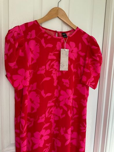 New Emery Rose red and pink floral summer dress size large