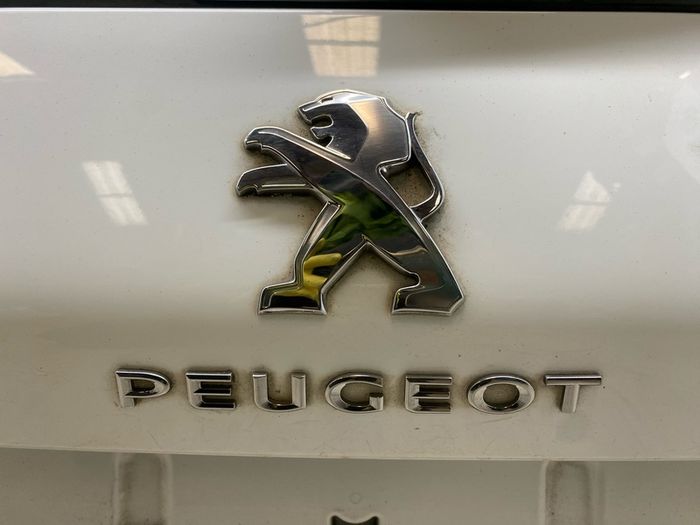 2014 Peugeot 308 White Bootlid Tailgate