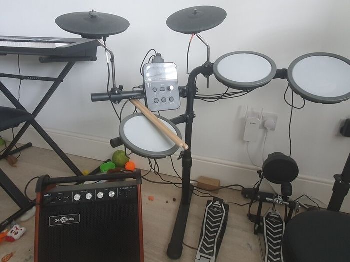 Electric drum kit