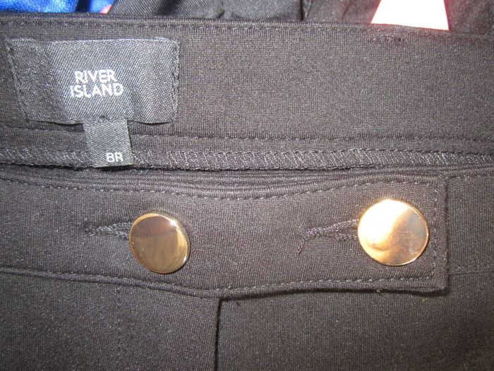 River island   size 8     Black