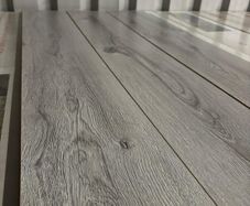 8mm & 12mm Laminated Flooring Ready For Delivery
