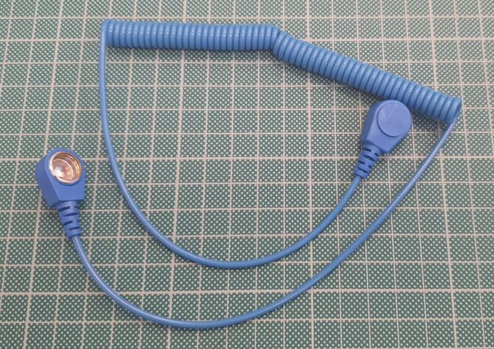 ESD Grounding Cord with 10 mm Socket