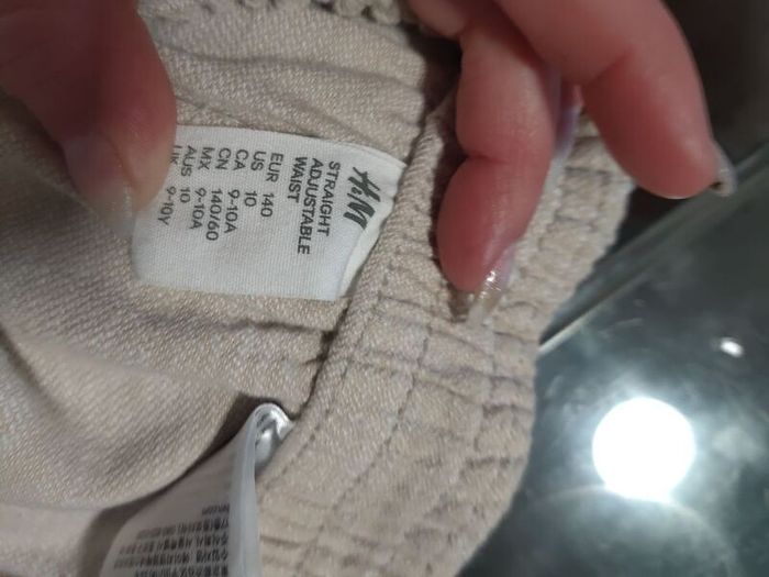Beige linen trousers with adjustable option 9 /10 year old h&m