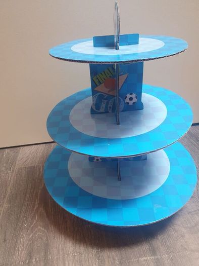 Football Cupcake holder