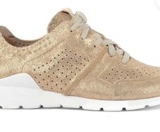 Ugg trainers uk8/41 new