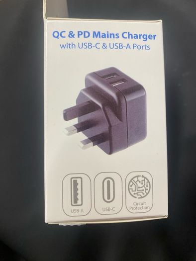 Dual fast charger usb type c type a 20 watts