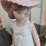 Vintage (1990) NAO By Lladro "April Showers" #1126. Damaged. Image 7