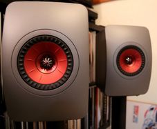 KEF LS50 Meta - Titanium as new pristine legendary LS50 bookshelf loudspeaker. Equipped with the 12th generation Uni-Q