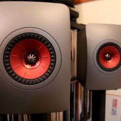 KEF LS50 Meta - Titanium as new pristine legendary LS50 bookshelf loudspeaker. Equipped with the 12th generation Uni-Q