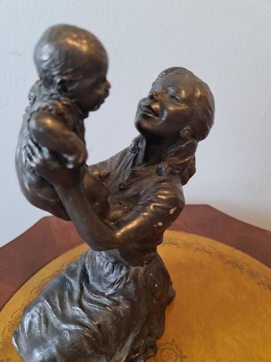 vintage Austin sculpture