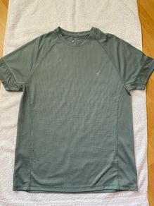 Mens T shirt