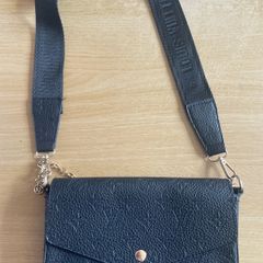 bag  and matching purse