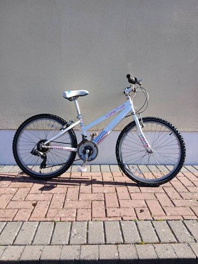 Girls bike