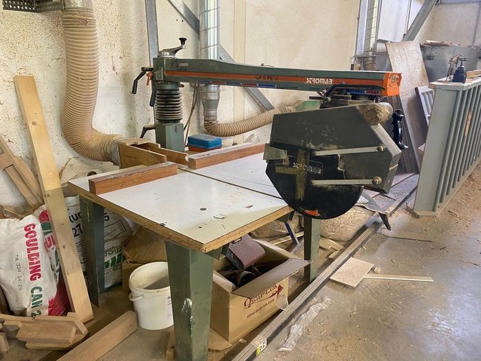Radial Arm Saw