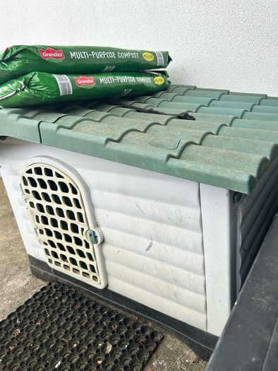 Dog house