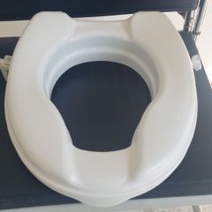 Toilet seat