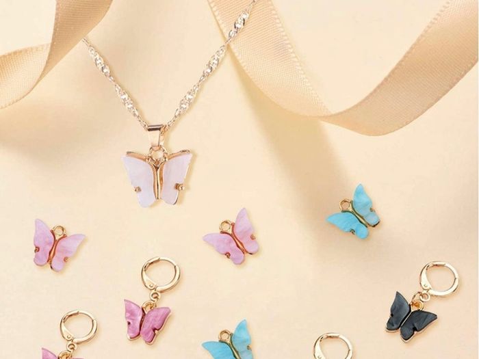 63 PCS Butterfly Charms Acrylic Butterfly Pendants for Jewelry Making DIY Necklace Bracelet Earring Making Crafting Accessory (FREE POSTAGE)