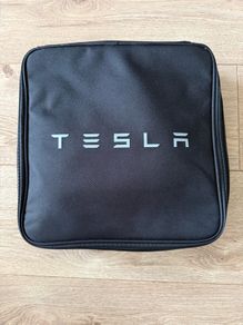 Tesla Mobile Charger