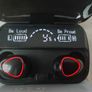 Bluetooth earbuds Image 2