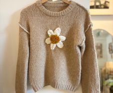 Mix wool jumper with handwoven flower