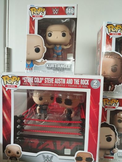 Funko Pop WWE Collection 6 Figures (Lot)