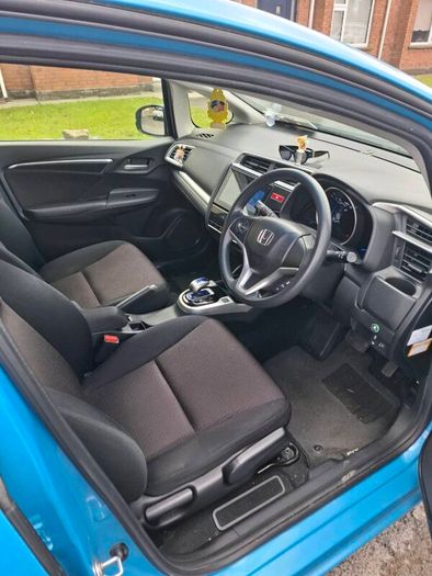 Honda fit hybrid