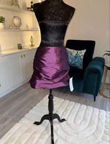Brand New Ladies Purple Skirt from Glamours Collection Size UK 10 / EU 38