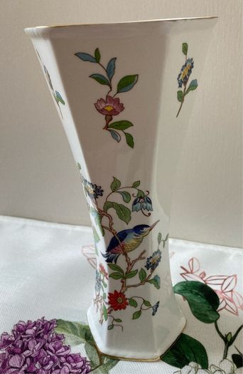 Vintage Aynsley Pembroke