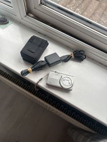 Casio exilim EX-zs20 digital camera