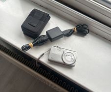 Casio exilim EX-zs20 digital camera