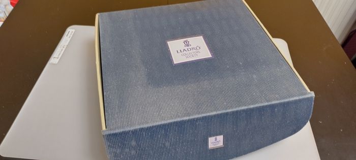 LLadro