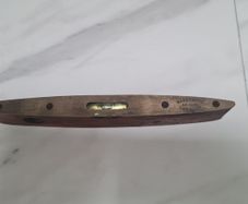 Antique level